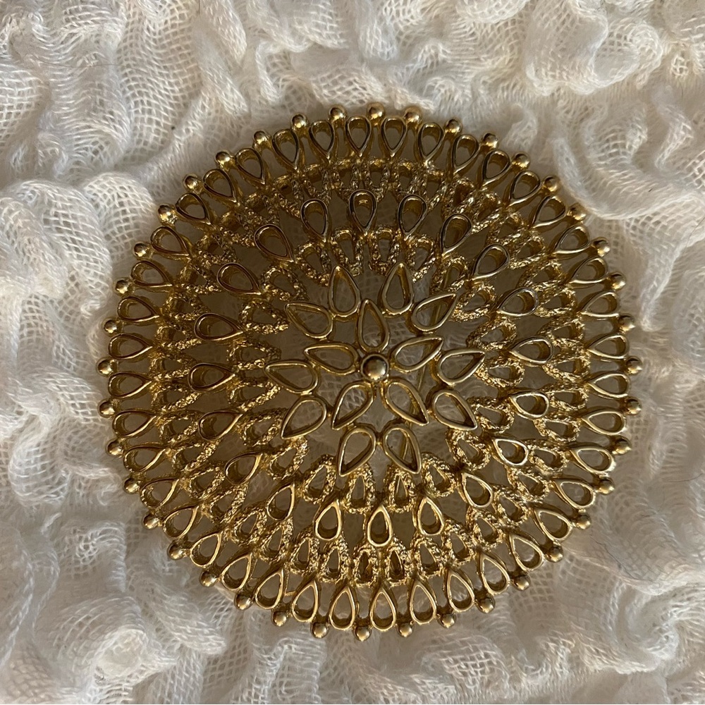 Sarah Coventry Brooch